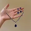 Set de Pendientes Cuadrados de Esmeralda Incrustados de Diamantes y Collar, Cadena para Clavícula Elegante Estilo Retro, Joyería de Lujo Ligero y de Alta Gama para Mujeres