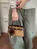 Bolsas Coreanas de Nicho Otoño 2026 Nuevo Bolso Cuadrado Pequeño de Mano Elegante Bolso de Mujer Más Vendido Bolso Cruzado de Hombro Único Francés