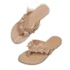 Sandálias decorativas de flor estilo novo 2026 transfronteiriças europeias e americanas, sapatos femininos de tamanho grande, moda praia, atacado de pérolas, tamanho grande