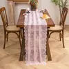 Caminho de mesa preto em renda estilo francês com bordas onduladas, capa decorativa de mesa vintage para casamentos, festas, racks de TV e mesas de centro