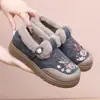 Envío Directo Invierno Nuevo Estilo Felpa Gruesa Cálido Zapatos de Algodón Suela Suave Antideslizante Bordado Zapatos de Tela del Viejo Pekín Zapatos de Algodón para Madre