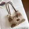 Bolso de hombro de felpa con estampado de ciervos pequeños, nuevo estilo otoño/invierno, bolso tote de piel sintética de visón, bolso cruzado versátil y de gran capacidad para mujer