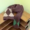 [Chapéu + Cachecol] Gorro de Lã Xadrez Diamante Retrô Feminino Moda Outono e Inverno Proteção Quente para as Orelhas Chapéu de Ponto