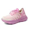 Nuevos Zapatos de Baile Zapatos Deportivos para Baile Cuadrado Suela Suave Malla Transpirable Versátiles Estilo Cuatro Estaciones Zapatos para Mujer Ghost Step Dance