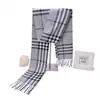 Bufanda de cachemir tipo plaid británico con flecos para hombre, estilo europeo y americano, para otoño e invierno, bufanda cálida decorativa para pareja, entrega en una sola pieza