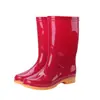 Zapatos de Agua Cálidos de Cuatro Estaciones Caña Media Antideslizantes Zapatos de Lluvia Estilo Coreano Botas de Lluvia para Mujer Impermeables Zapatos para Lavado de Autos Moda Zapatos de Trabajo para Cocina