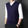 Suéter Masculino de Lã com Gola V, Sem Mangas, Aconchegante e Espesso, Colete, Suéter Básico para Homem de Meia-idade