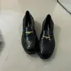 Mocasines de Estilo Británico Versátiles de Suela Blanda con Hebilla Dorada para Mujer 2026 Otoño Nuevos Cómodos Zapatos de Calle Moda Zapatos Pequeños de Cuero