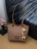 Bolsa Tote de Ombro Simples e Estilosa para Sobrancelha, Atacado Transfronteiriço de Moda, Grande Capacidade, Cor Sólida, Versátil para Trabalho e Deslocamento, para Mulheres