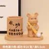 Estudia mucho y mantente con el portalápices de decoración pequeña de oso fresa panda genial para escritorio de estudiante niños Regalo de cumpleaños inspirador
