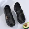 Zapatos de cuero elegantes y cómodos de suela blanda para mujer, nueva colección otoño 2026, estilo retro británico, mocasines versátiles con tacón grueso para un look elegante
