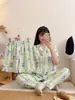 Pijama Nuevo de Algodón Nube de Verano para Niñas con Dibujo de Oso Lindo Cuello Reversible Conjunto de Tres Piezas Ropa de Casa Pijama