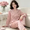 Pijama francés reductor de edad para mujer, nuevo para primavera y otoño, simple, con puntos de ola, manga larga, pantalones de seda helada, ropa de casa, traje de moda, venta al por mayor