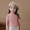Camisa básica para meninas primavera e outono inverno veludo gola semi-alta estilo estrangeiro top interno infantil bebê menino camiseta de manga comprida