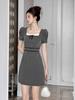 Vestido Miu Gris con Lunares en la Cintura Cuadrado para Mujer Verano Estilo Coreano Silueta Adelgazante Elegante Falda Pequeña en A 61777