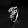 Brazalete Rakol Abierto con Incrustaciones de Cobre y Circonio Semi-Incrustado con Diamantes Brazalete Simple y Versátil Elegante Brazalete para Mujer Juego de Anillos
