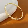 Pulseira com fecho quadrado de zircônia de duas fileiras banhada a ouro 18K real, acessório de mão de alta qualidade, requintado e elegante, joia de nicho de luxo leve