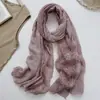Bufanda suave y amigable con la piel, teñida anudada con encaje empalmado, con un ambiente artístico, estilo de hada, dulce chal de otoño japonés y coreano con pliegues