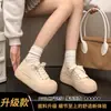 Mocasines feos-lindos de dedo gordo para mujer, zapatos chic, versátil modelo nuevo primavera-verano 2026, zapatos de lona de doble uso, zapatos blancos de suela gruesa