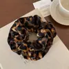 Novo Scrunchie de Leopardo de Camada Dupla para Outono Inicial para Mulheres, Elástico para Rabo de Cavalo, Corda de Cabelo Versátil, Acessório de Cabelo da Moda, Elástico