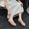Zapatos de Entrenamiento Alemanes Estilo Ballet con Tira Cruzada y Punta Redonda Estilo Retro 2026 Nuevo Estilo Calados Transpirables Planos Casual Mary Jane Zapatos de una Sola Pieza