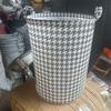 Atacado de fábrica cesta de lavanderia para roupas de tecido não tecido, brinquedos, artigos diversos, dormitório, padrão xadrez, à prova de umidade e mofo, cesta de armazenamento
