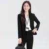 Traje corto de primavera y otoño para mujeres petite, adecuado para entrevistas de estudiantes universitarios, profesional y elegante, corte ajustado, conjunto de traje azul marino