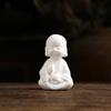 Mascota de té de porcelana blanca hecha a mano, pequeño monje zen, lindo juego de té de cerámica Sha mi kung fu, accesorios, bandeja de té para decoración de sala de estar