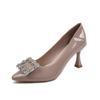 Sapatos Femininos Plus Size com Largura Extra, Salto Alto de 7cm, Bico Fino, Salto Agulha, Novo Modelo Primavera 2022, Tamanhos 41-43, Lantejoulas