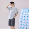 Pijama para Hombre de Verano Manga Corta Pantalones Cortos Cuello Redondo Suéter Traje Modelo Algodón Ropa para el Hogar de Hombre Delgado Simple MO