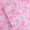 Papel de Presente Estilo Ins Chanel com Estampa de Rosas, Design Exclusivo, Alto Valor Estético, Papel de Presente Temático de Flores, Caixa de Presente