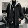 Casaco Falso Duas Peças Masculino Primavera e Outono Estilo Coreano Solto com Capuz Lã Casaco Ins Dark High Street Tendência Casaco