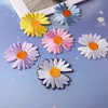 Patches Bordados para Atacado Patches Bordados à Máquina Autoadesivos Mais Vendidos Pequena Flor de Margarida Patches de Decoração para Roupas Patches Apliques