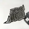 Lenço de Seda Estampado Levemente Luxuoso para Mulheres, Lenço Triangular, Lenço Triangular Decorativo de Seda, Lenço de Pescoço, Xale, Atacado