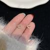 Aretes Circulares Geométricos para Mujer, Diseño Sencillo de Nicho, Juego de Cuatro Piezas de Aretes, Sentido de Diseño Elegante, Aretes de Gorro para Viajar al Trabajo, Modernos