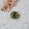 Cabeza de flor artificial mini Dalia flor de boda material arreglo floral con fondo flor de seda suave Dalia decoración de caja de regalo