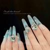 Rhinestones de Uñas de Alta Calidad en Diseños de Nido de Pájaro y Mariposa, Popular en Redes Sociales, Multifacéticos, Cuadrados Rectos Largos, Azul Lago, Rhinestones de Base Puntiaguda para Decoraciones de Uñas