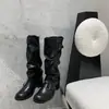 Botas de montar de tacón grueso estilo coreano con hebilla de cinturón para mujer, nuevo diseño otoño e invierno 2026, botas de caña alta que hacen que las piernas parezcan más largas