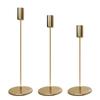 Candelabro de hierro galvanizado de metal simple de estilo europeo transfronterizo, candelabro de un solo cabezal, luz multiusos, candelabro dorado de lujo, adornos de fábrica