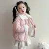 Jaqueta Acolchoada de Coelho Estilo Coreano para Meninas Outono/Inverno 2026 Nova Moda Infantil Top Espesso para Menininhas