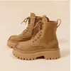 Botas de Nieve de Cuero Suave para Mujer 2026 Invierno Nuevo Estilo Aterciopeladas Espesas Cálidas Botas Cortas Martin Venta Caliente Botas Grandes de Algodón del Noreste para Mujer