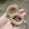 Cordão de Telefone para Cabelo Vendido em Larga Escala no Exterior, Elásticos Simples e Estilosos para Cabelo, Scrunchies Modernos, Elásticos Populares, Faixas Elásticas