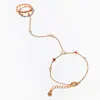 Nuevo Pulsera Brazalete de Manoplas de Cristal Geométrico Simple Cadena Dorso de Mano Joyería de Mano Estilo Ins Pulsera de Fiesta