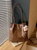 Diseño de Nicho 2026 Nueva Moda de Alta Gama Bolso de Hombro Único Vintage para Primavera, Elegante Bolso de Lujo Ligero