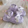 Sandálias Infantis de Desenho Animado 2026 Novo Estilo Sandálias de Verão para Meninas Sola Macia Antiderrapante Velcro Sapatos de Princesa Sandálias de Praia para Estudantes