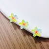 Venda Quente Nova Versátil Decorações 3D Multicor para Nail Art Flor Resinada Doce Flor de Cinco Pétalas Decorações para Capa de Celular Brincos