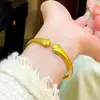 Pulsera Vintage Estilo Chino de Huella de Gato de Moda para Mujer, Pulsera Ajustable de Gato Mascota Linda Color Dorado, Exquisito Accesorio para la Mano con un Toque de Lujo