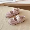Sandalias de Moda con Calados para Niñas Verano 2026 Estilo Princesa de Temperamento Versátil Transpirables Florales Mary Jane Zapatos de Piel