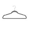 Perchas Antideslizantes Afelpadas para Abrigos Negros Trajes de Hombre Perchas de Terciopelo Sin Costuras Venta Directa al Por Mayor Tienda de Ropa