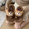 Pantuflas suaves y lindas con forma de oso y cubiertas peludas para los dedos de los pies, nueva colección otoño/invierno 2026 para mujer, pantuflas de felpa con suela gruesa para exteriores, versátiles y casuales